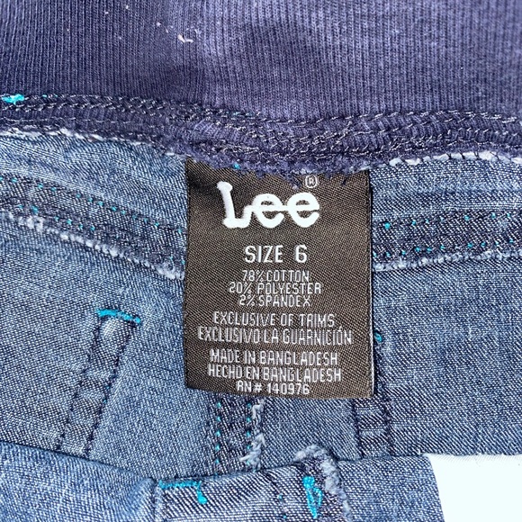 Lee, Jean shorts with elastic waist - Picture 2 of 3